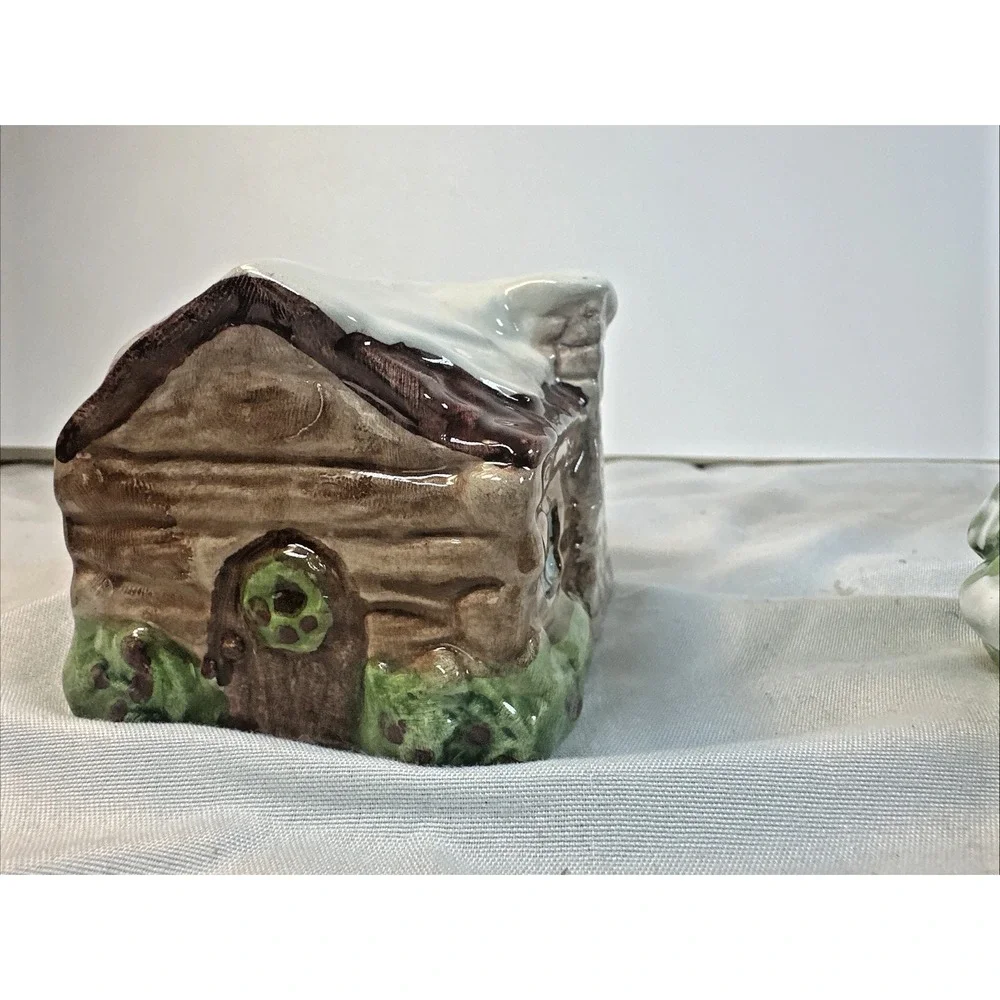 Set of 3 Vintage Holiday Time Ceramic Salt &Pepper Shakers Moose/Tree/Cabin Set